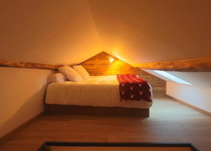 Cozy Family - & Shops Within Walking Distance *
